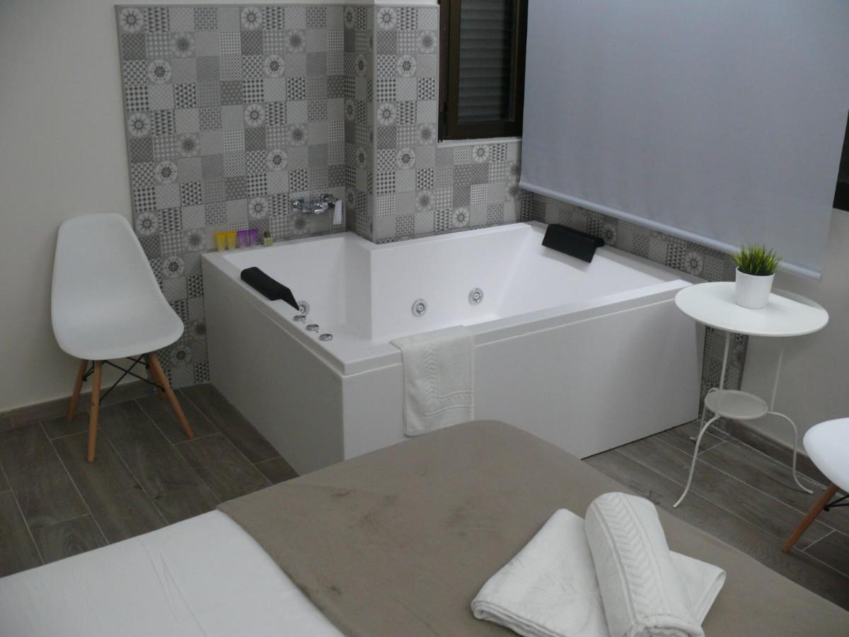 Hostal Letto Dal Mare Valência Exterior foto
